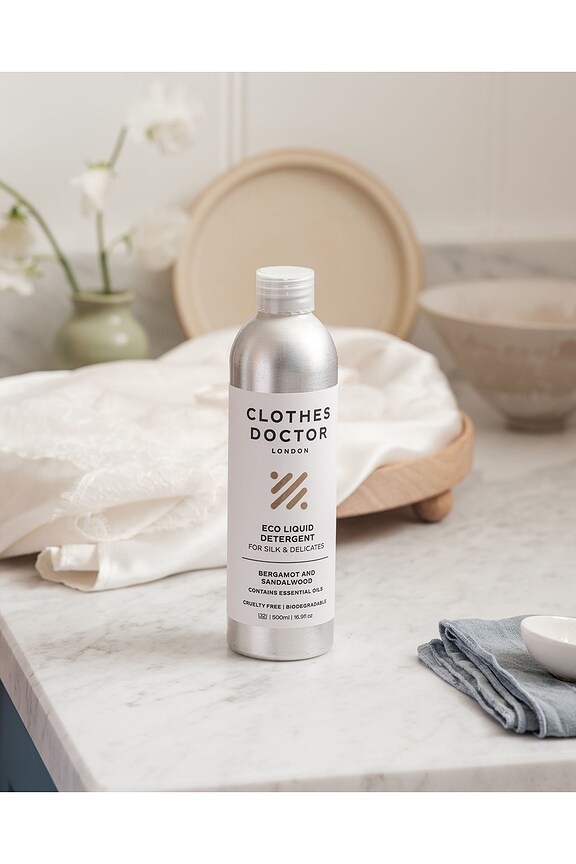 view 2 of 5 ЭКОСРЕДСТВО ДЛЯ СТИРКИ NO 4 ДЛЯ ШЕЛКА NO 4 ECO WASH FOR SILK in 