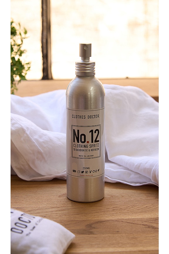 view 2 of 2 N° 12 DESODORANTE EN SPRAY PARA ROPA NO 12 DEODORIZING CLOTHING SPRITZ in 
