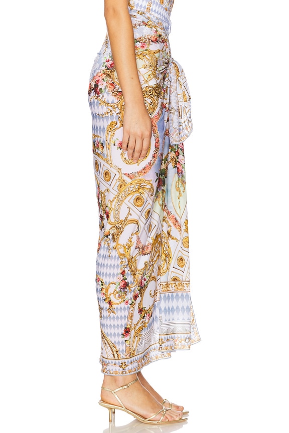 view 2 of 6 サロン in Throne Games