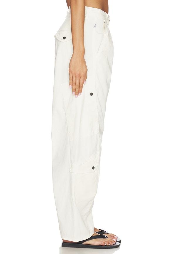 HOLIDAY 　ホリデイ　STRAP FLIGHT PANTS　ホワイト Citizens of Humanity Flight Pant in Plaster | REVOLVE