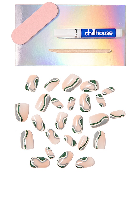 view 2 of 3 НАКЛАДНЫЕ НОГТИ CHILL TIPS in Gone Glamping