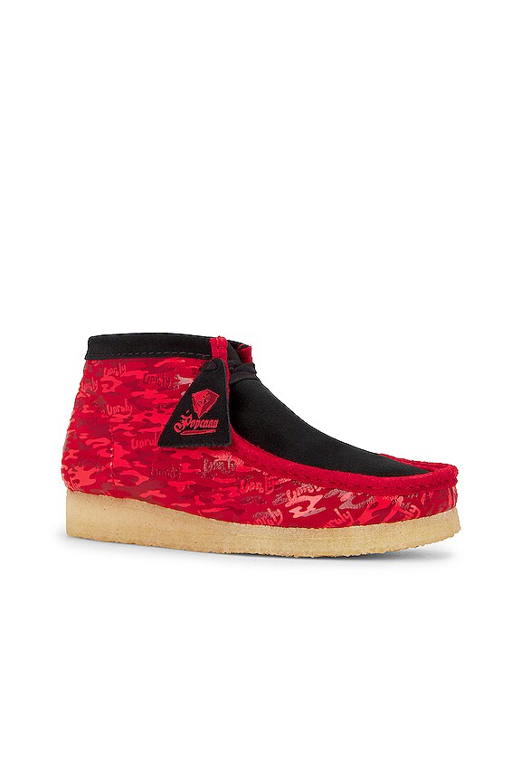 view 2 of 5 부츠 in Red Camo