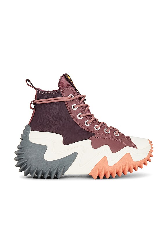 view 1 of 6 ZAPATILLA DEPORTIVA RUN STAR in Black Cherry, Dark Wine, & Egret