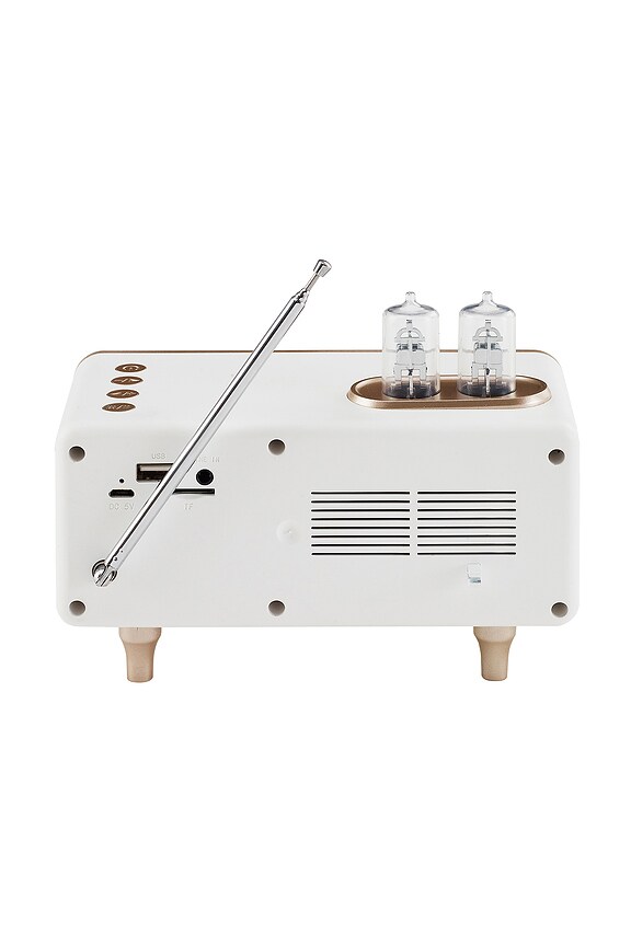 view 2 of 9 РАДИО MILTON RADIO in White Sand