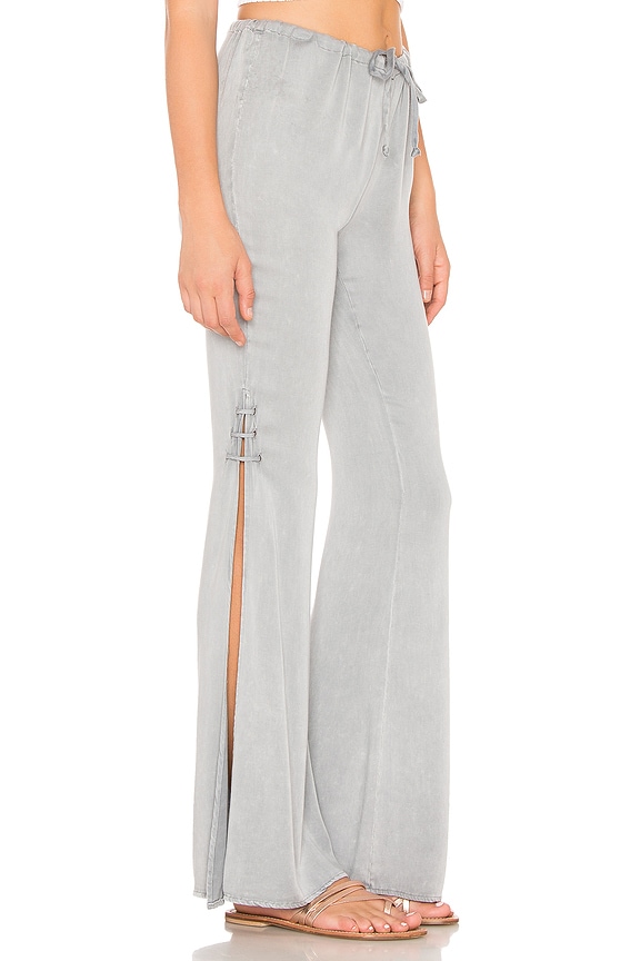 view 2 of 4 パンツ in Elephant