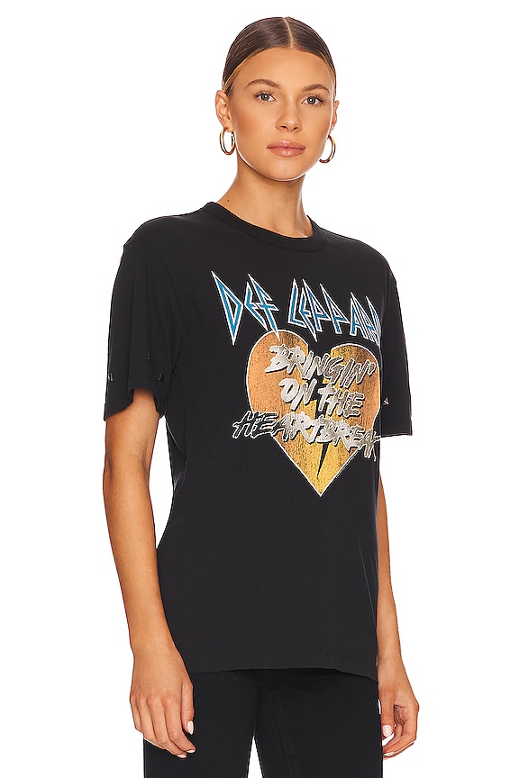 Chaser Short Sleeve Crew Tee in True Black | REVOLVE