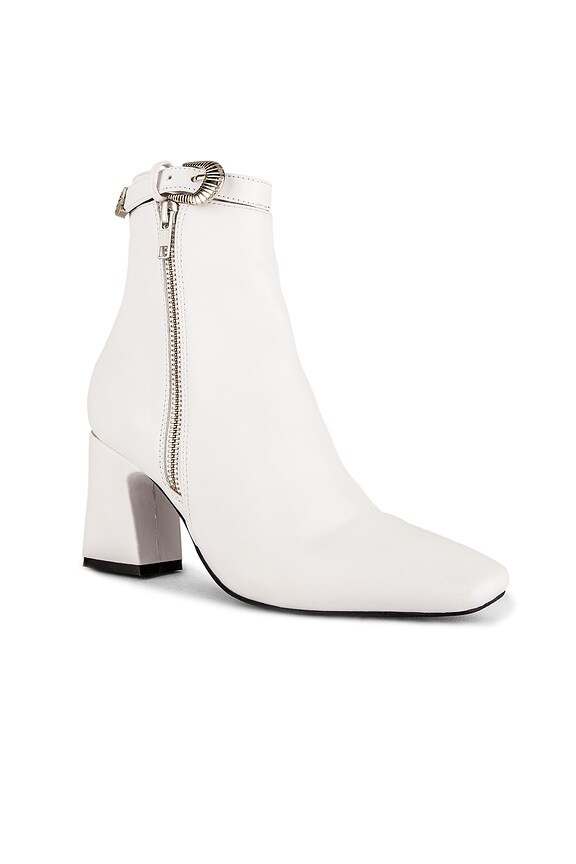 view 2 of 5 BOTÍN DITA in White