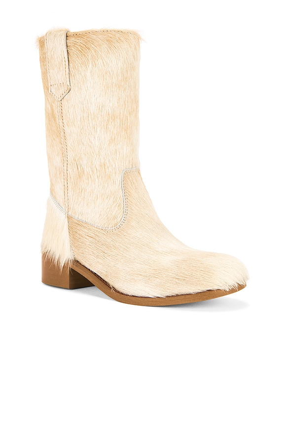 view 2 of 5 JULIA FUR GAUCHO ブーツ in Beige Shades