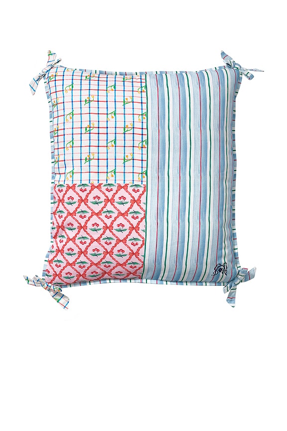 view 2 of 3 Pet Bed in Patchwork Print