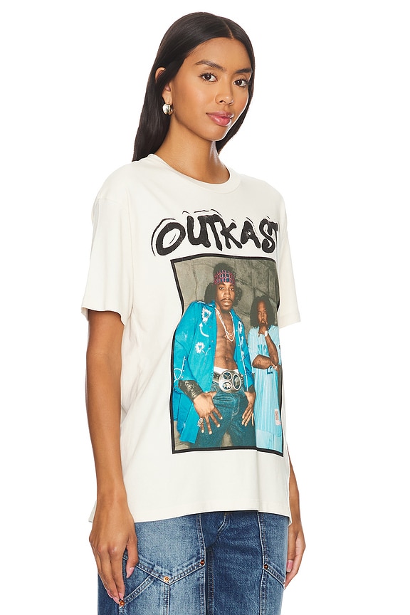 view 2 of 4 ФУТБОЛКА OUTKAST PHOTO WEEKEND in Dirty White