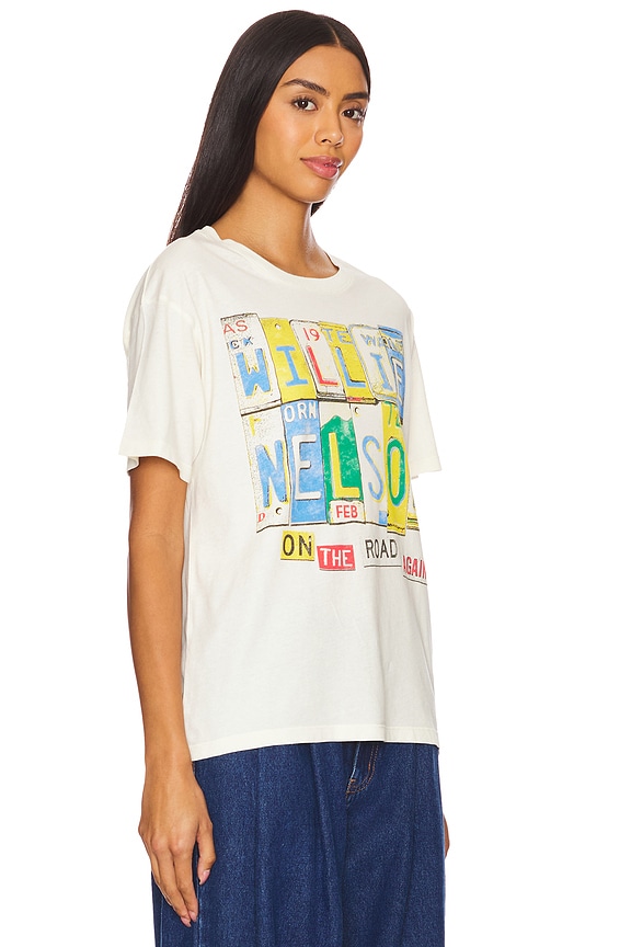 view 2 of 4 CAMISETA WILLIE NELSON ON THE ROAD AGAIN BOYFRIEND in Stone Vintage