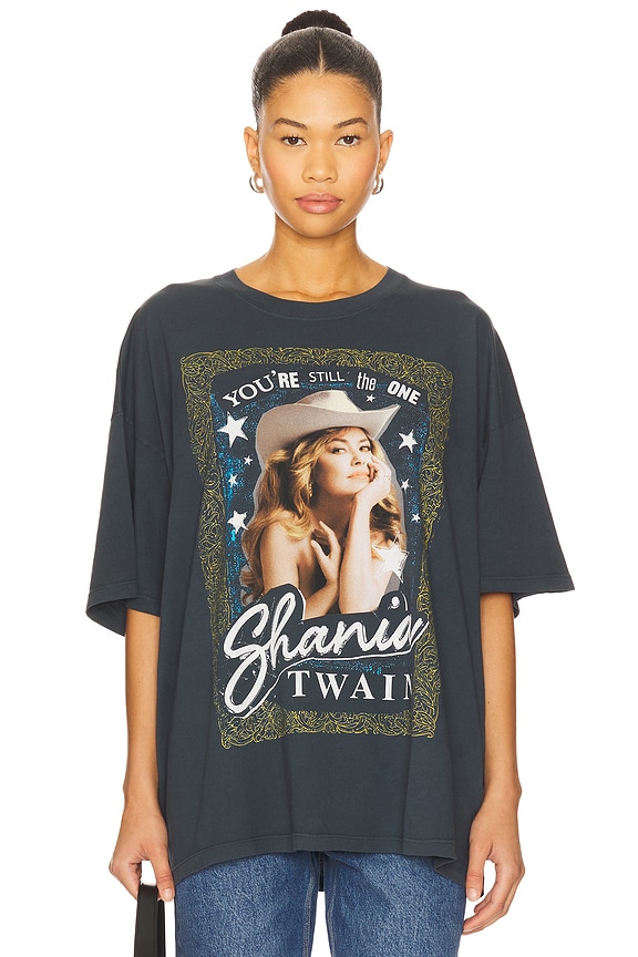 view 2 of 5 CAMISETA SHANIA STILL THE ONE in Vintage Black