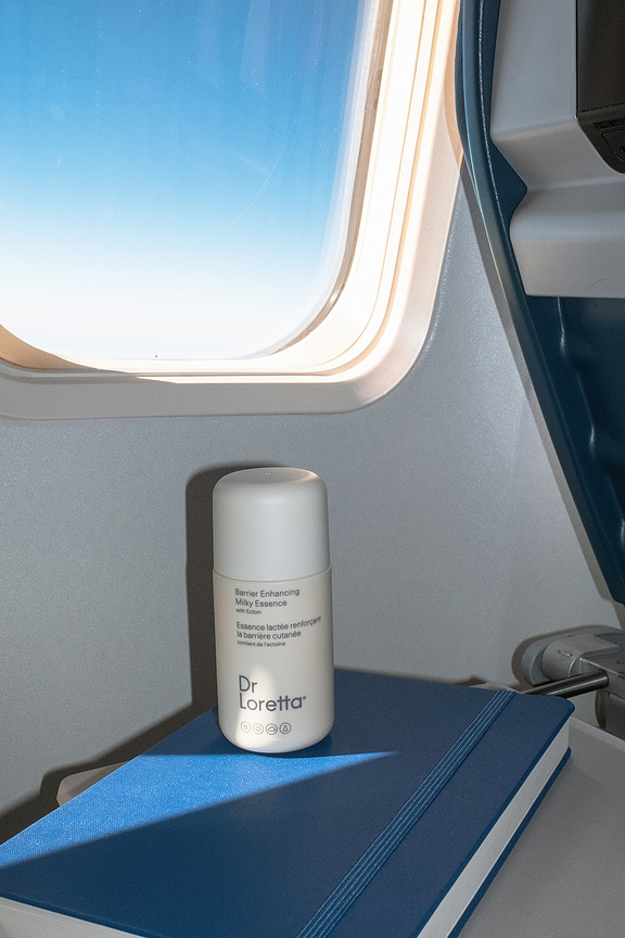 view 2 of 7 ESSÊNCIA FACIAL BARRIER ENHANCING MILKY ESSENCE in 