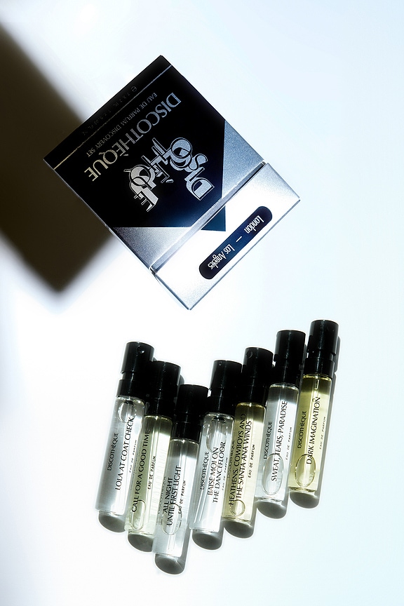 view 2 of 2 パフューム in 