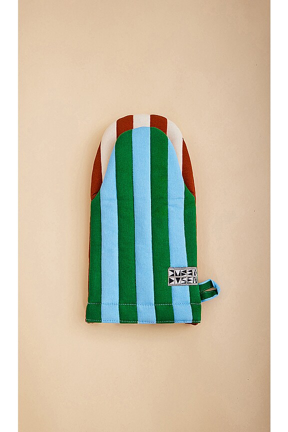 view 2 of 3 Oven Mitt in Broccoli