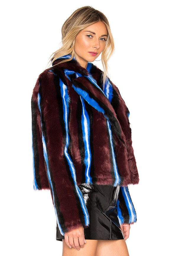 view 2 of 4 CHAQUETA FAUX FUR in Cabernet Multi