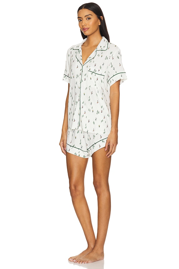 view 2 of 3 GISELE PRINTED RELAXED パジャマセット in Alpine Skier Ivory & Forest Green