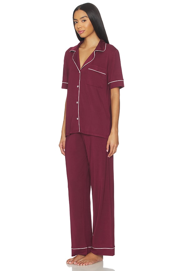 view 2 of 3 CONJUNTO PIJAMA GISELE in Bordeaux & Ivory