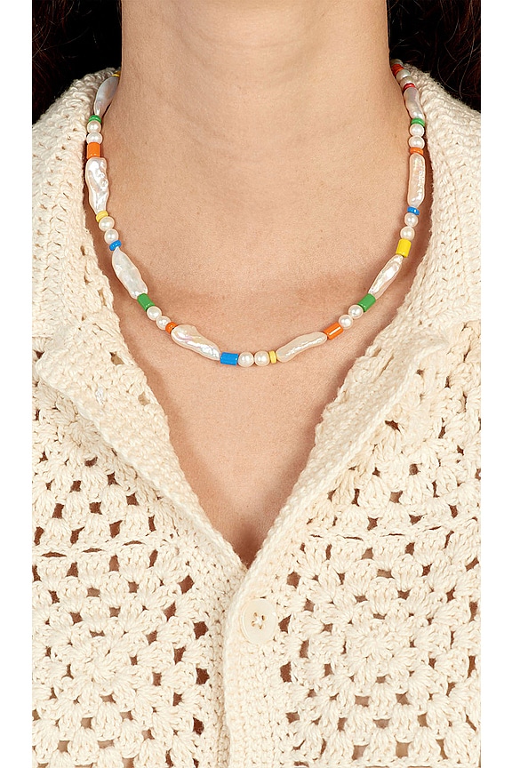 view 2 of 2 목걸이 in Freshwater Pearl