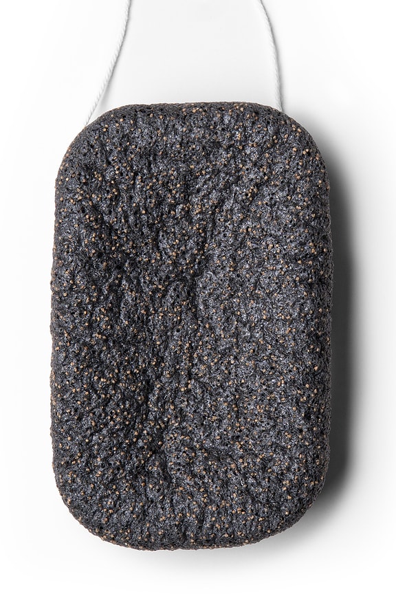 view 2 of 6 ÉPONGE CORPS THE EXFOLIATING COMPOSTABLE KONJAC BODY SPONGE in 