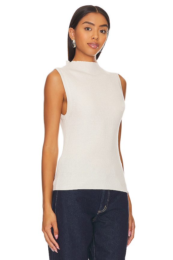 view 2 of 4 トップ in Chalk