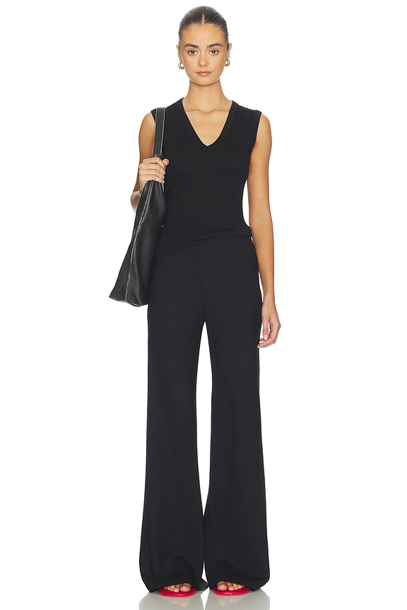 New Classic Sleeveless V