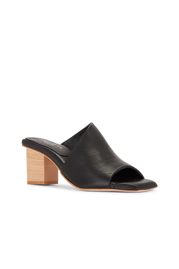 view 2 of 5 MORELIA ミュール in Napasoft Black