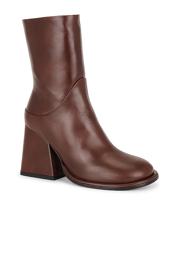 view 2 of 5 LEAH 부티 in Brown