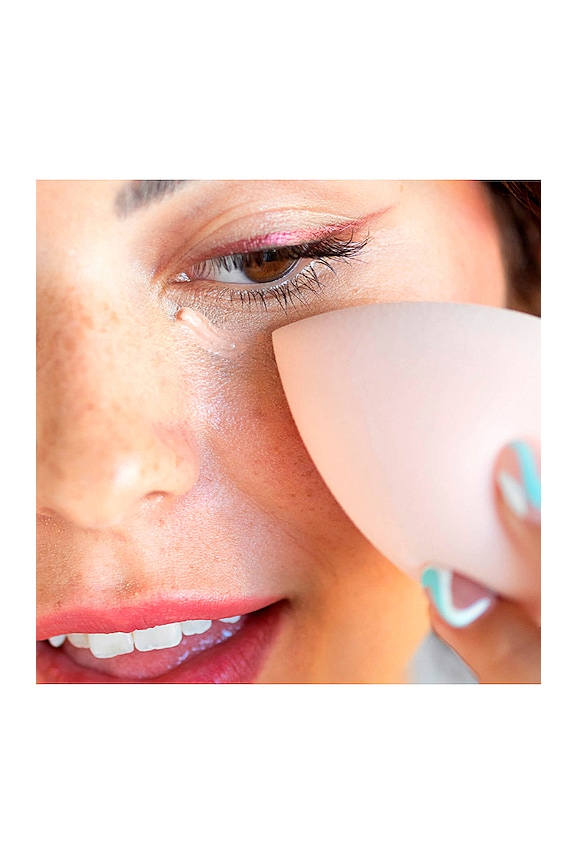 view 2 of 5 Bio All-beauty Sponge in 