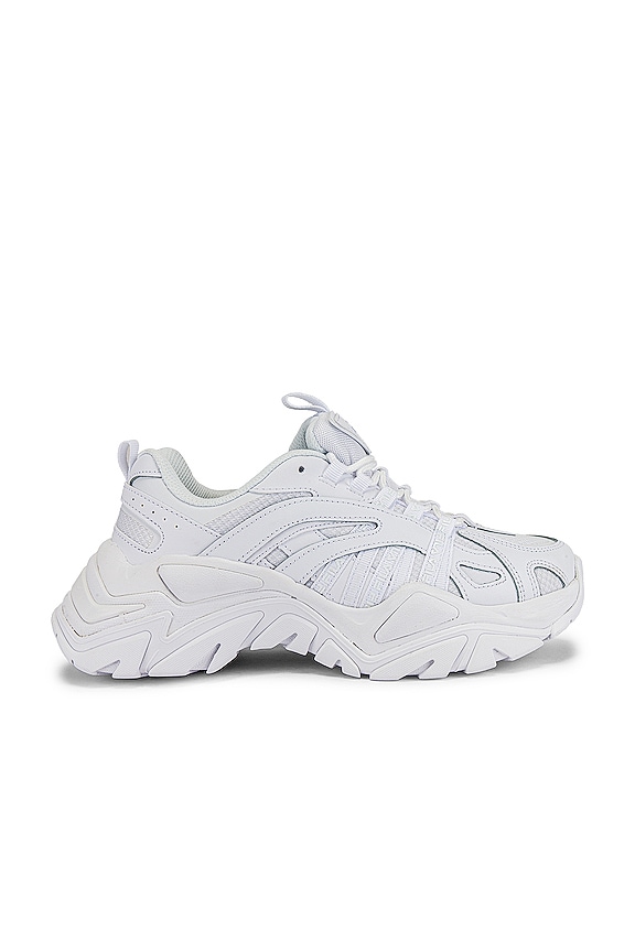 Fila Electrove Sneaker in White | REVOLVE