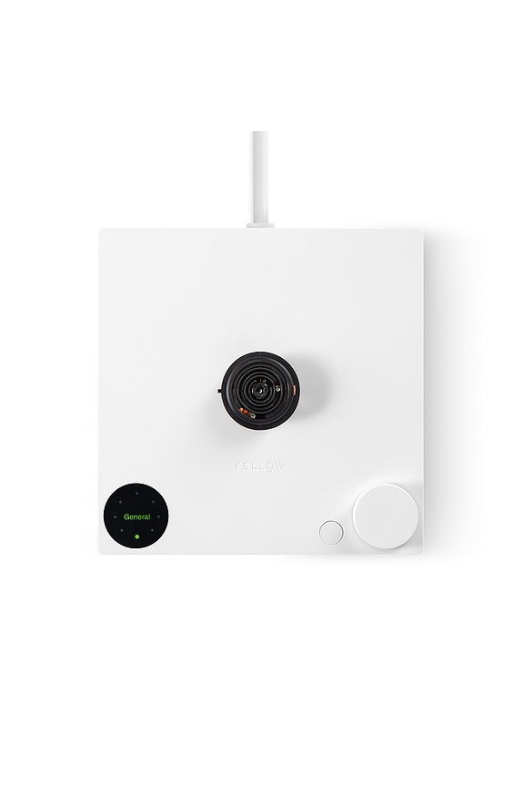 view 2 of 5 BOUILLOIRE ÉLECTRIQUE STAGG EKG PRO STAGG EKG PRO ELECTRIC KETTLE in Matte White & Maple