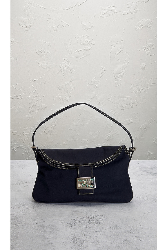 view 2 of 9 FENDI バッグ in Navy