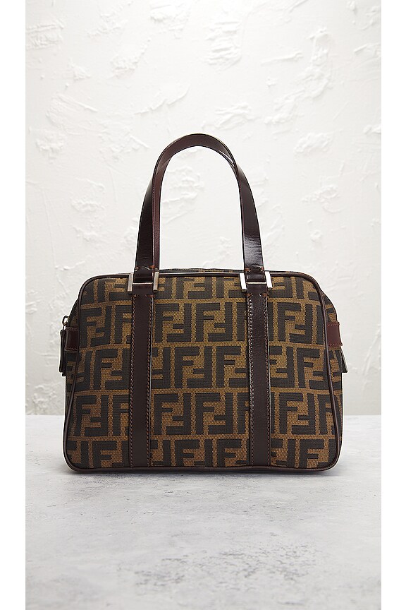 view 2 of 10 FENDI バッグ in Brown