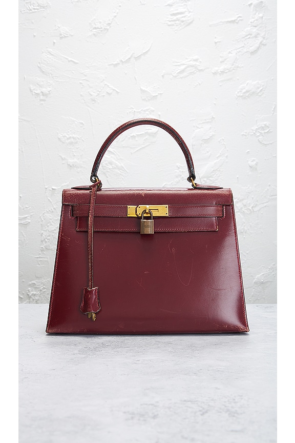 view 2 of 10 Hermes 1983 Box Kelly 28 Handbag in Bordeaux