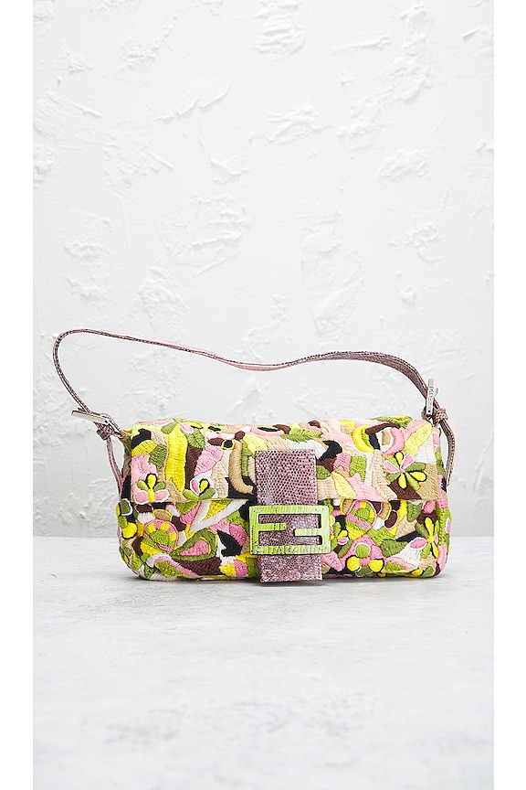 view 2 of 10 FENDI ショルダーバッグ in Multi