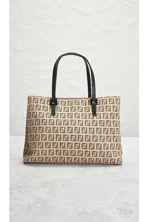 view 2 of 6 BOLSO FENDI in Beige