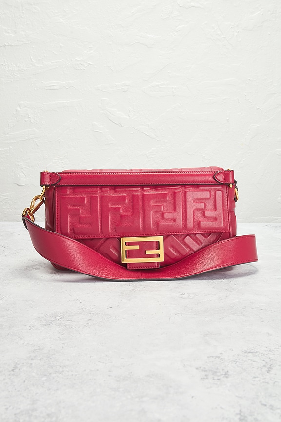 view 2 of 8 SAC PORTÉ ÉPAULE FENDI in Red