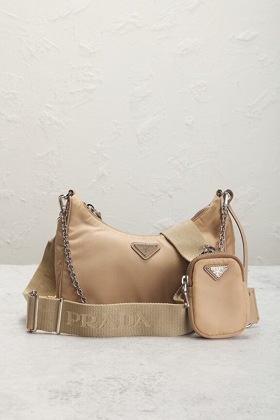 view 2 of 9 PRADA ショルダーバッグ in Beige