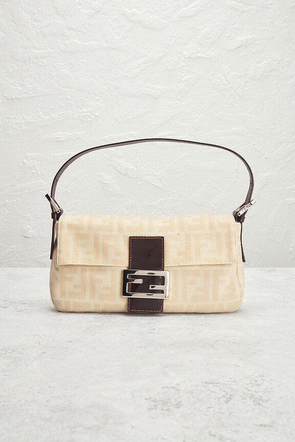view 2 of 9 BOLSO HOMBRO FENDI in Ivory