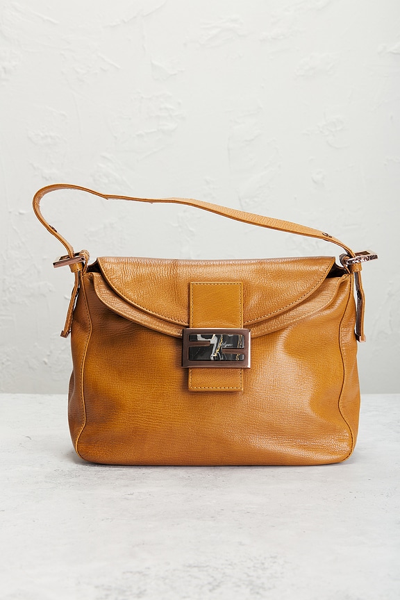 view 2 of 9 BOLSO HOMBRO FENDI in Tan