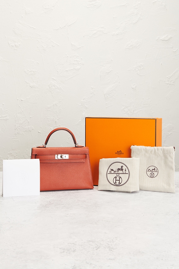 FWRD Renew Hermes Chevre Kelly 20 Handbag in Cuivre Rose Mexico