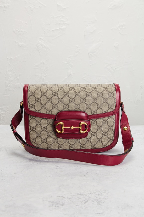 view 2 of 9 GUCCI 숄더백 in Beige