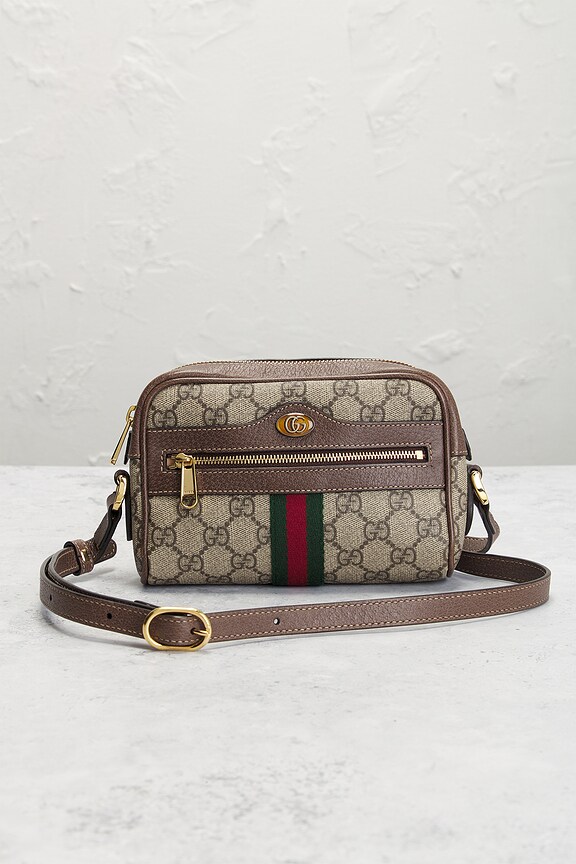 view 2 of 8 GUCCI 숄더백 in Beige