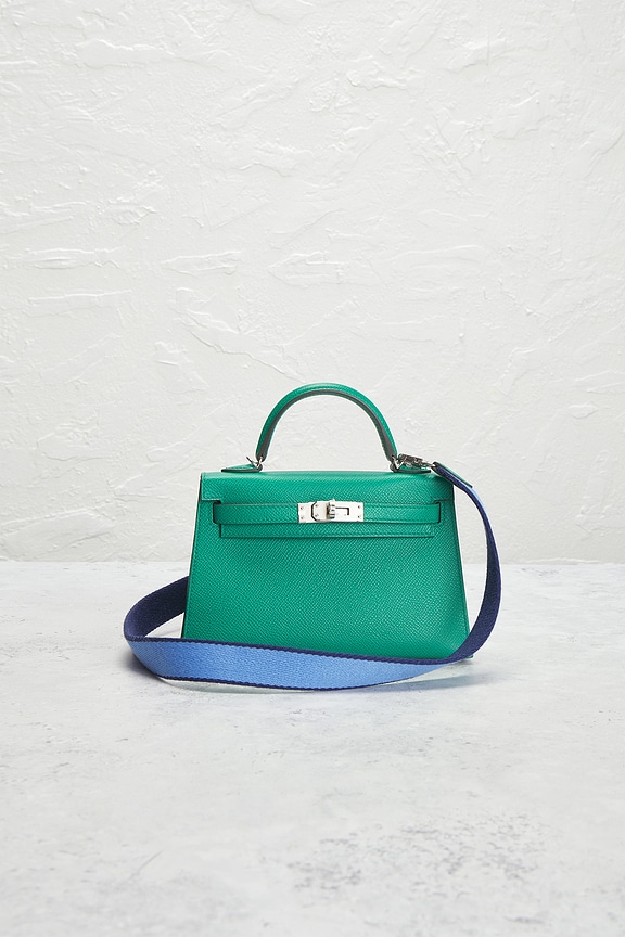 view 2 of 7 Hermes Epsom Kelly 20 Handbag in Vert Vertigo