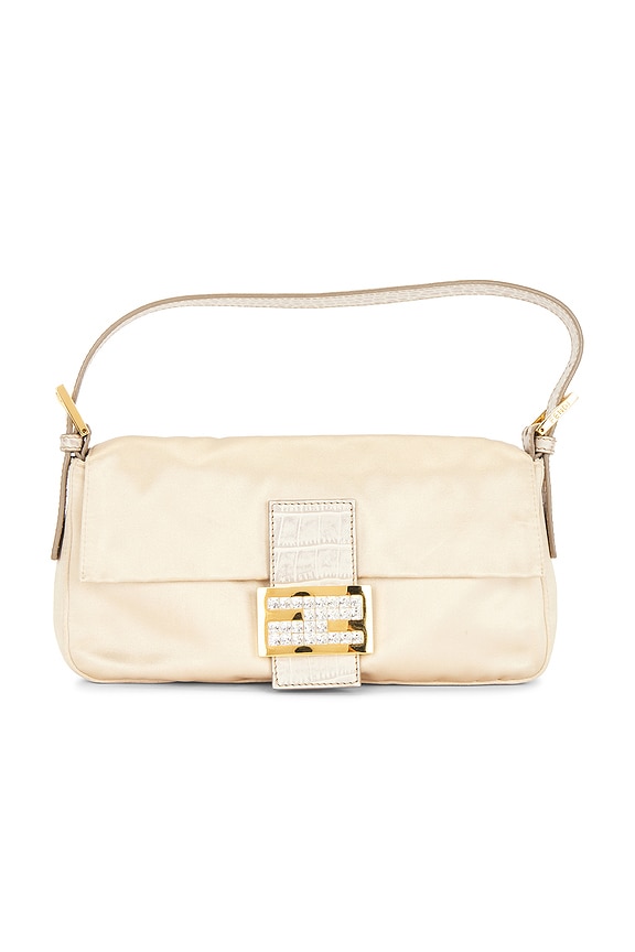 view 1 of 8 FENDI ショルダーバッグ in Champagne