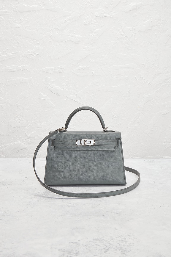 view 2 of 7 Hermes Epsom Kelly 20 Handbag in Vert Amande