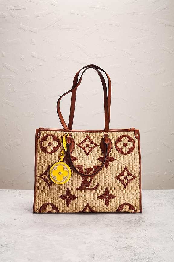 view 2 of 8 LOUIS VUITTON トート in Neutral
