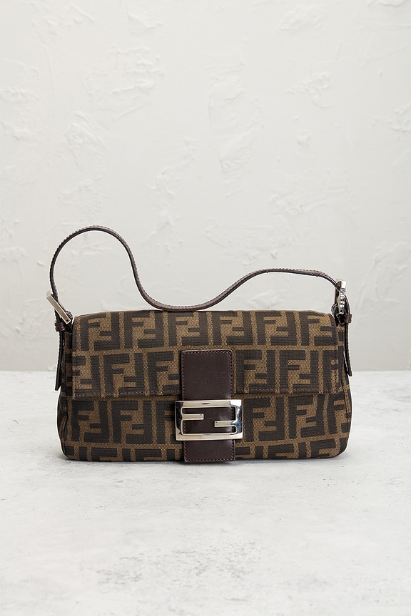 view 2 of 9 FENDI ショルダーバッグ in Brown