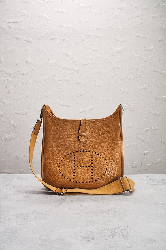 view 2 of 11 HERMES ショルダーバッグ in Brown