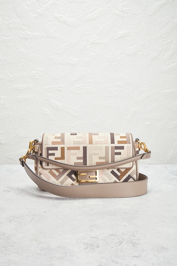 view 2 of 10 BOLSO HOMBRO FENDI in White